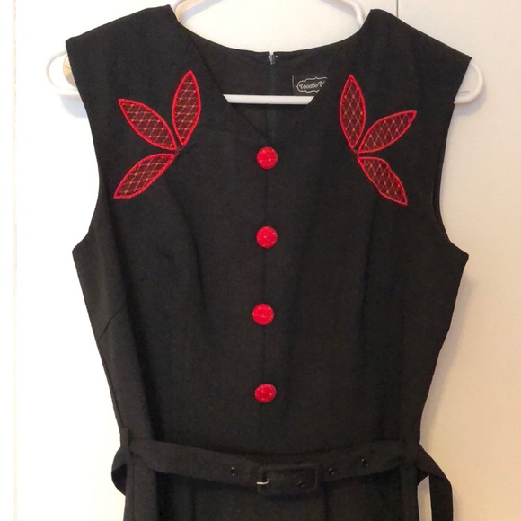 Vintage style black swing dress! - Picture 4 of 7